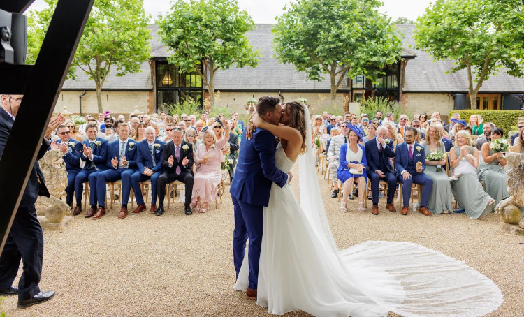 How to Find a Good Cambridge Wedding Photographer: Capturing Your Perfect Day
