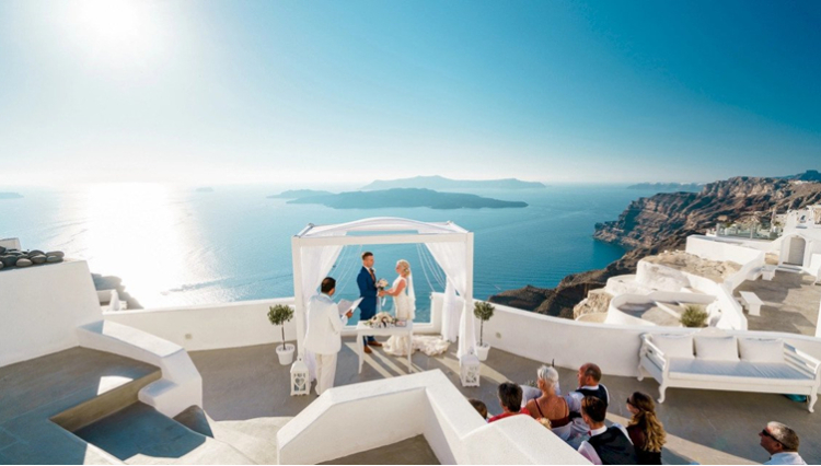 weddings in Santorini