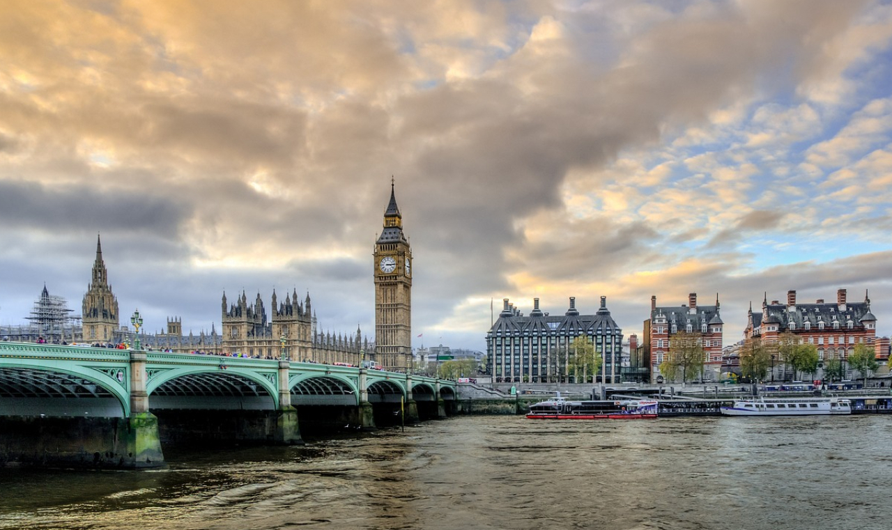 Flying Taxi in London 