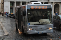 de minibus autonomes dans les transports urbains
